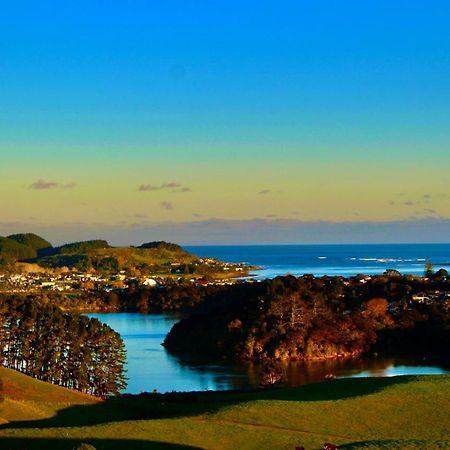 The Beach House On The Hill Raglan Buitenkant foto
